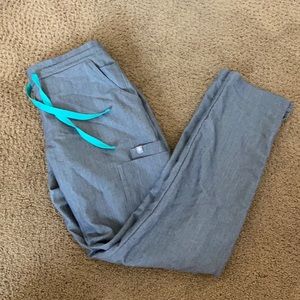 PETITE Figs Scrub Bottoms XXS